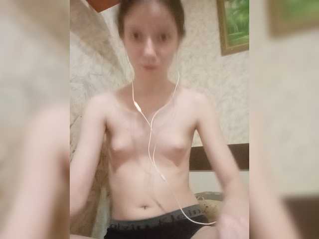 krashihayourheart live cam on BongaCams