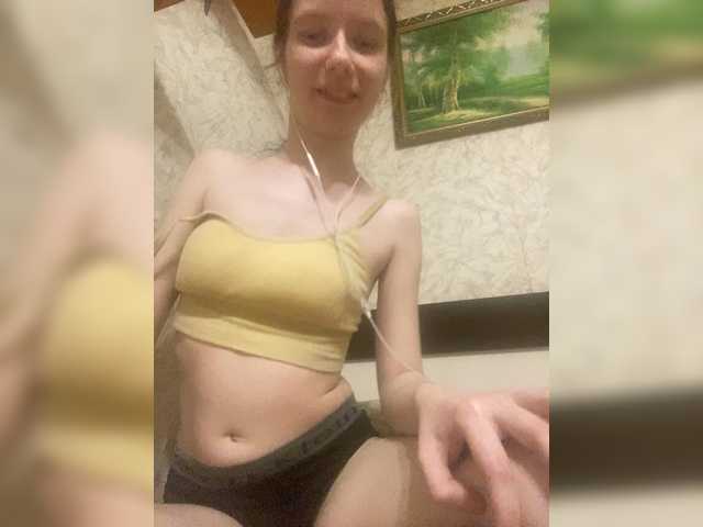 krashihayourheart live cam on BongaCams