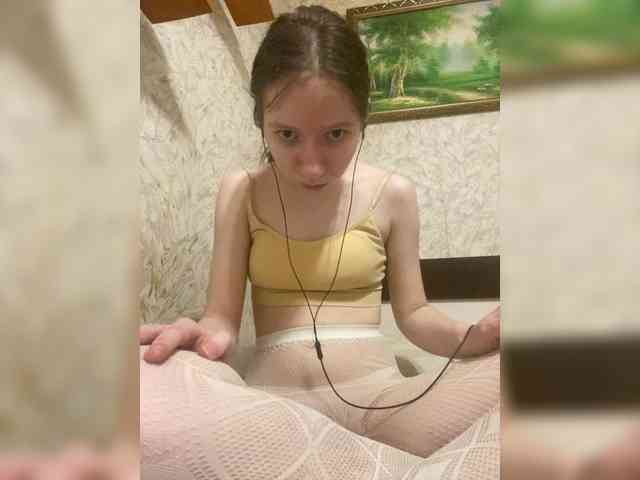 krashihayourheart webcam