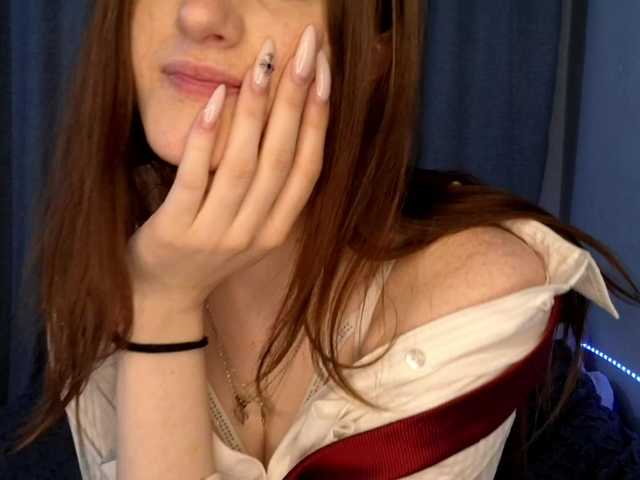 VikkiShon's BongaCams show and profile