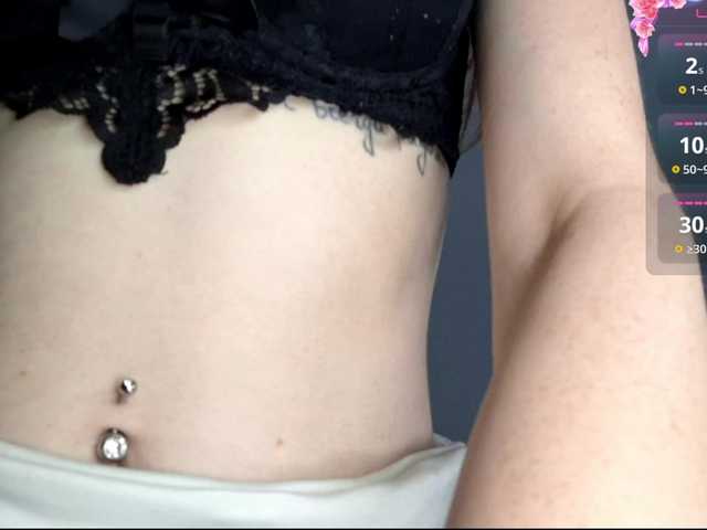 VikkiShon live webcam show