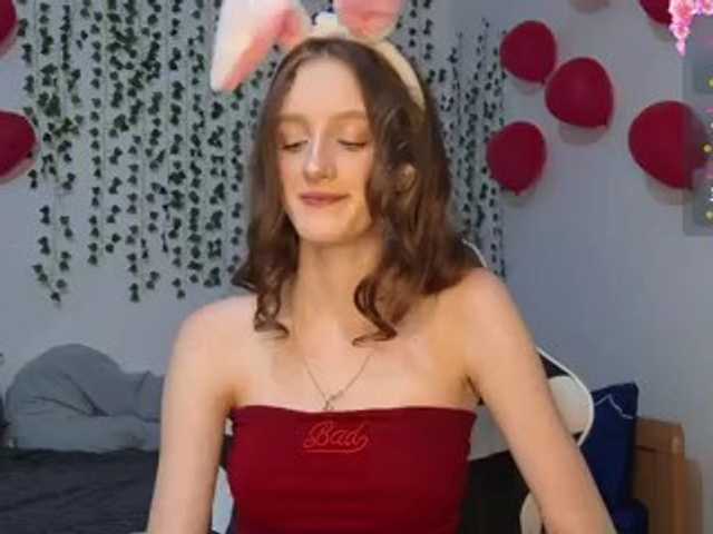 VikkiShon live cam on BongaCams