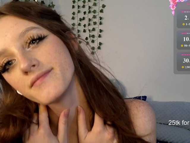 VikkiShon live cam on BongaCams
