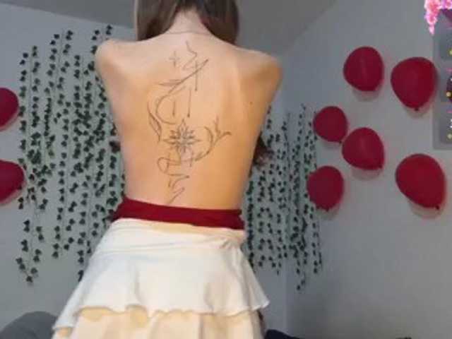 VikkiShon live cam on BongaCams