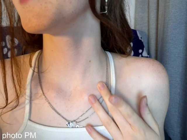 VikkiShon live cam on BongaCams