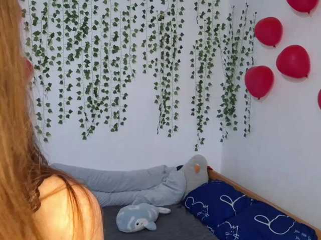 VikkiShon live cam on BongaCams