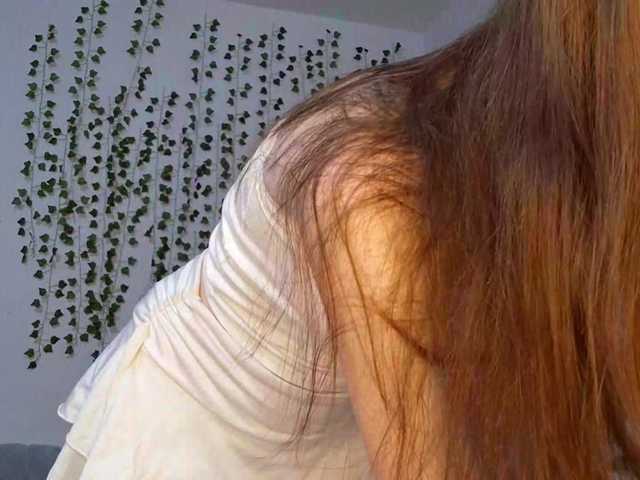 VikkiShon live cam on BongaCams