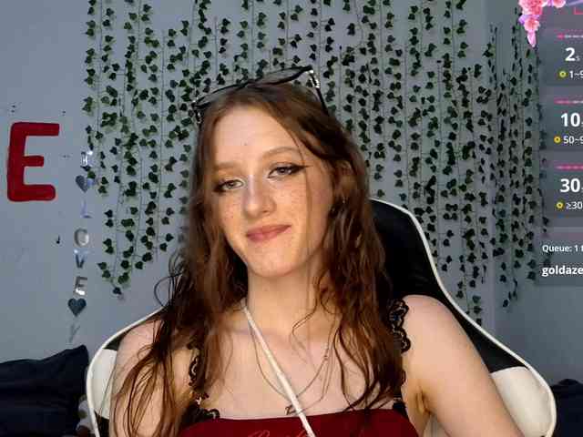 VikkiShon webcam