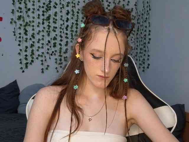 VikkiShon webcam