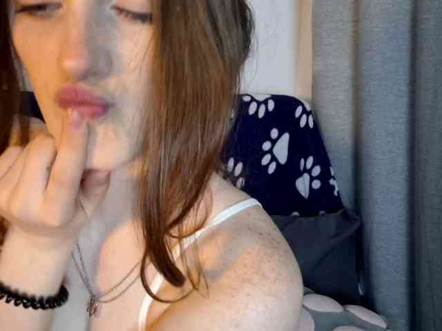 VikkiShon webcam