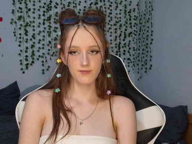VikkiShon webcam