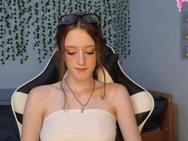 VikkiShon webcam