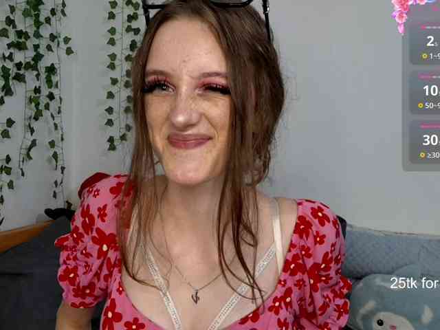 VikkiShon webcam