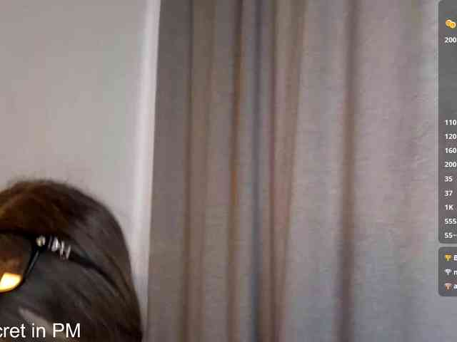 VikkiShon webcam