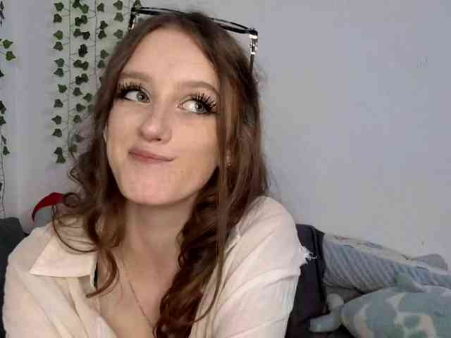VikkiShon webcam
