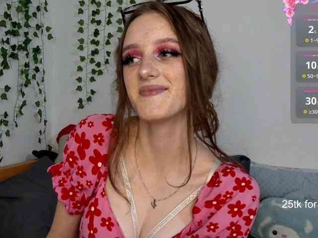 VikkiShon webcam