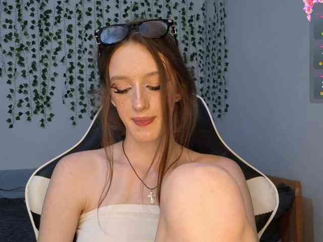 VikkiShon webcam