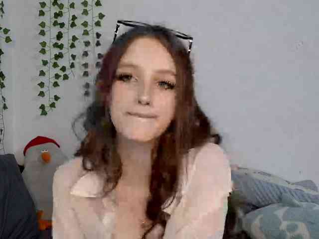 VikkiShon webcam