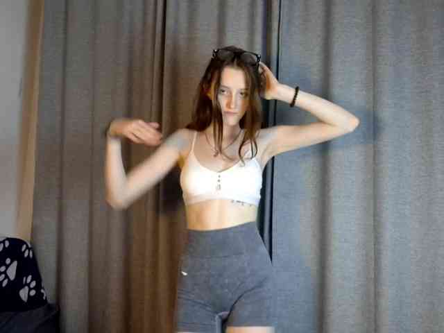 VikkiShon webcam