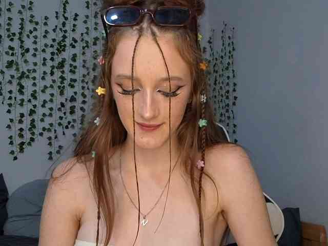 VikkiShon webcam