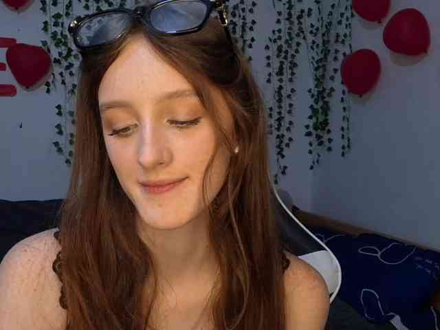 VikkiShon webcam
