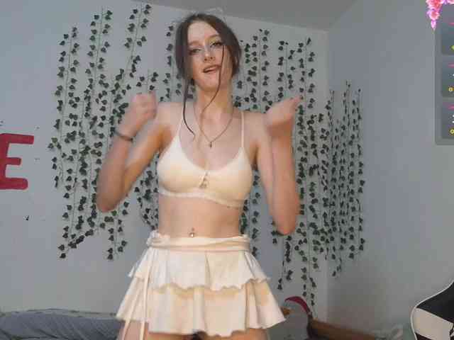 VikkiShon webcam