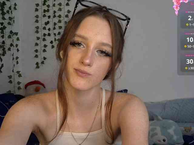 VikkiShon webcam