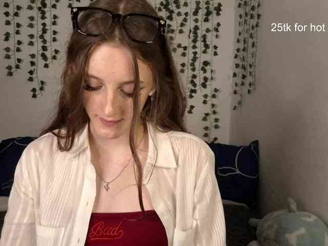VikkiShon webcam