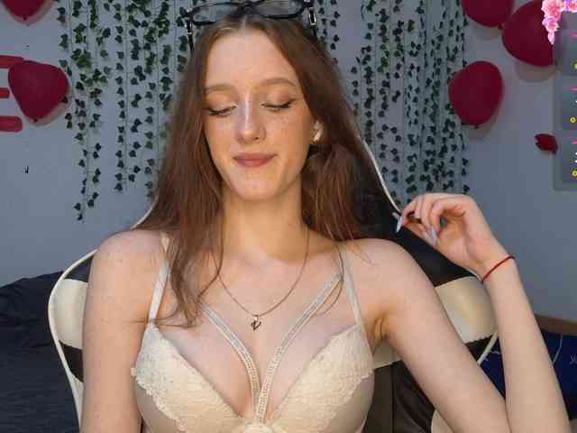 VikkiShon webcam
