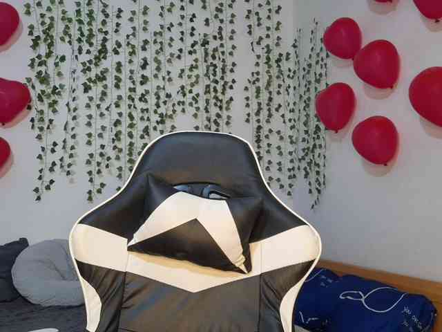 VikkiShon webcam