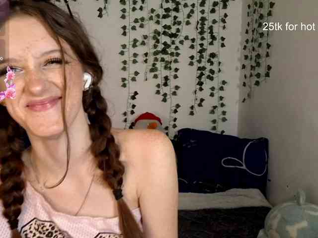 VikkiShon webcam