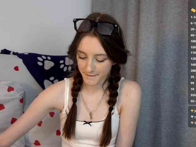 VikkiShon webcam