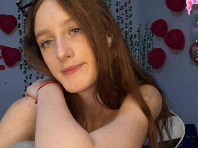 VikkiShon webcam