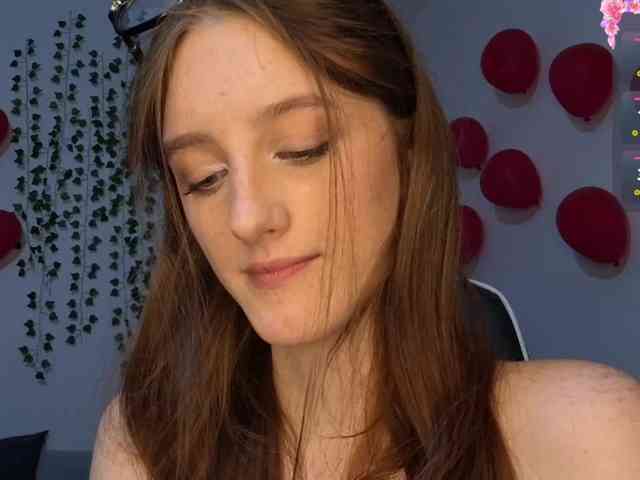 VikkiShon webcam