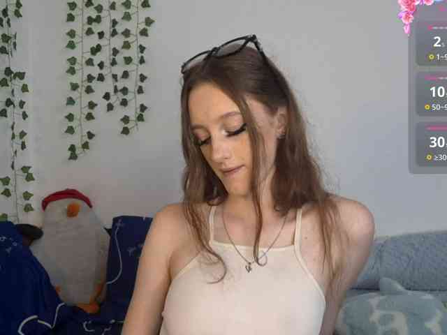 VikkiShon webcam