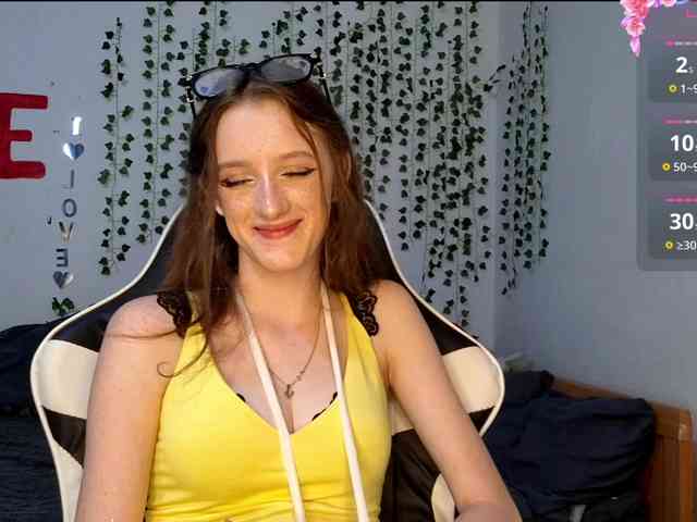 VikkiShon webcam