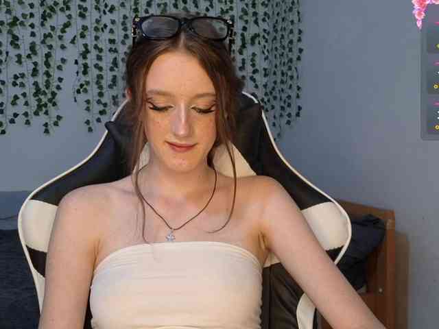 VikkiShon webcam