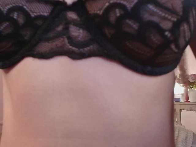xcourtney cam belle