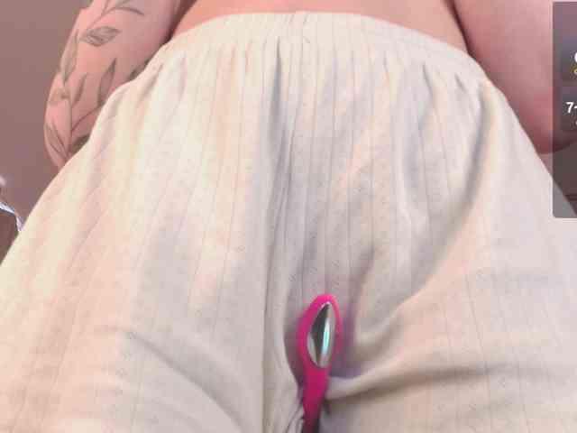 XCourtney webcam
