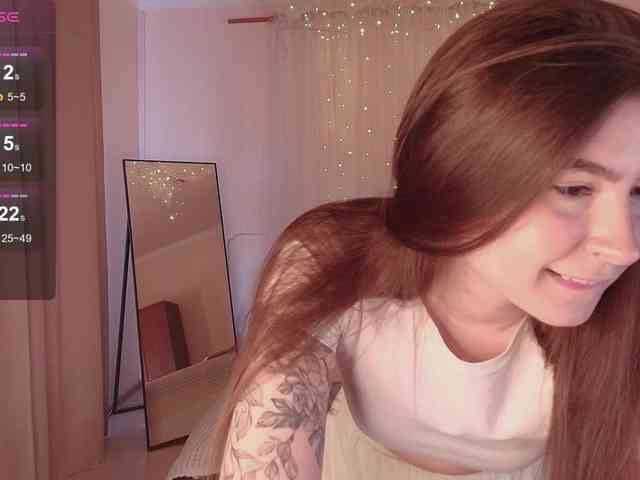 XCourtney webcam
