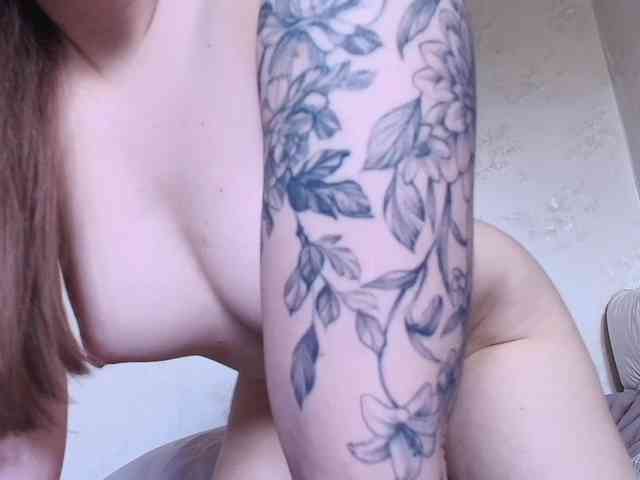 XCourtney Sex Cam Show
