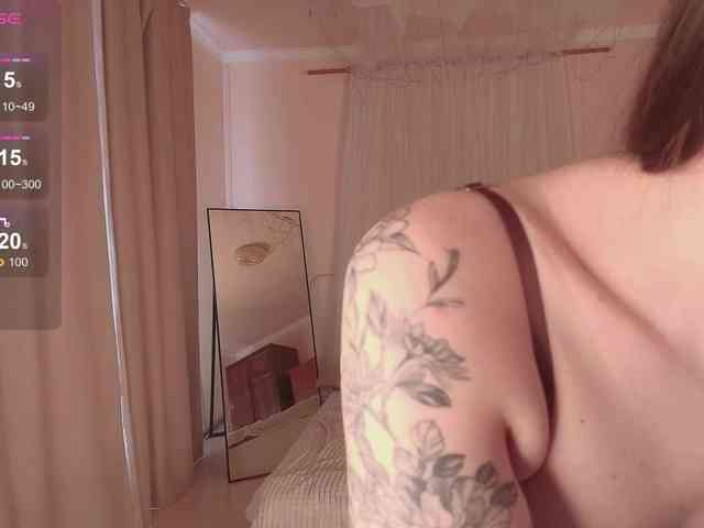 XCourtney webcam