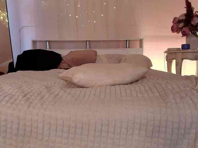 XCourtney webcam