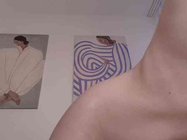 XCourtney Sex Cam Show