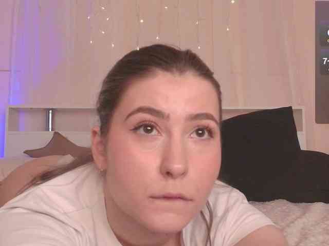 XCourtney webcam