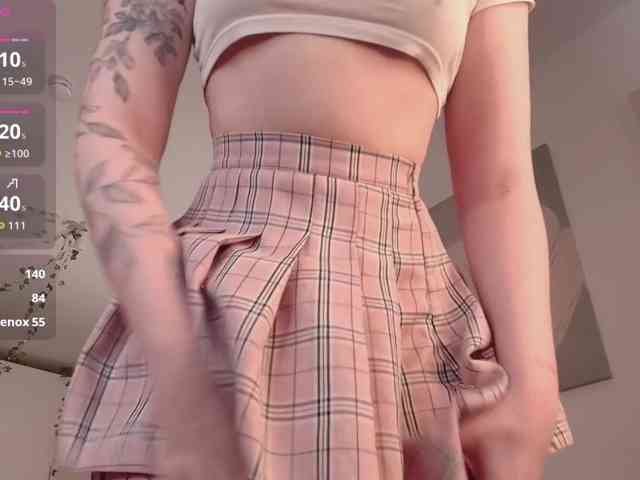 XCourtney XCourtney