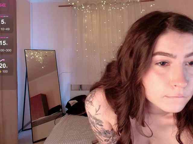 XCourtney webcam