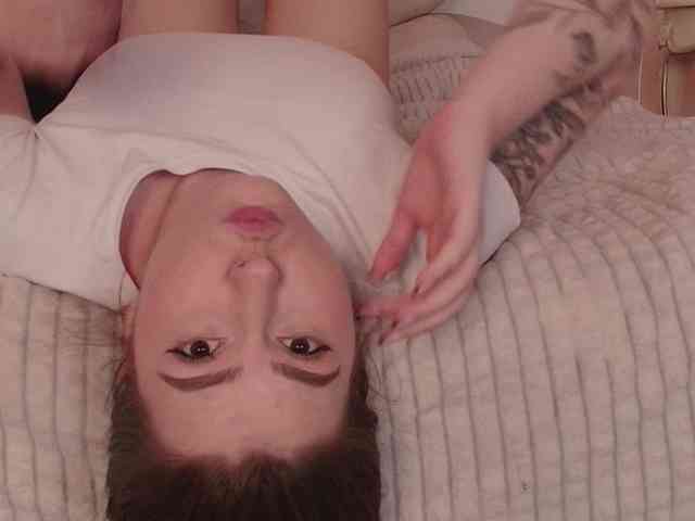 XCourtney Live Webcam on BongaCams