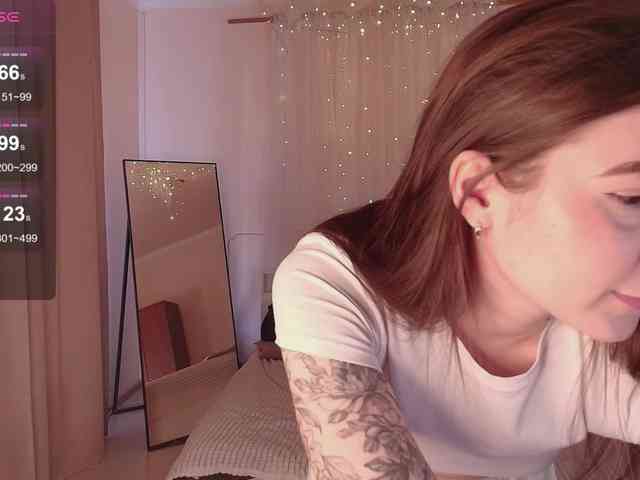 XCourtney webcam