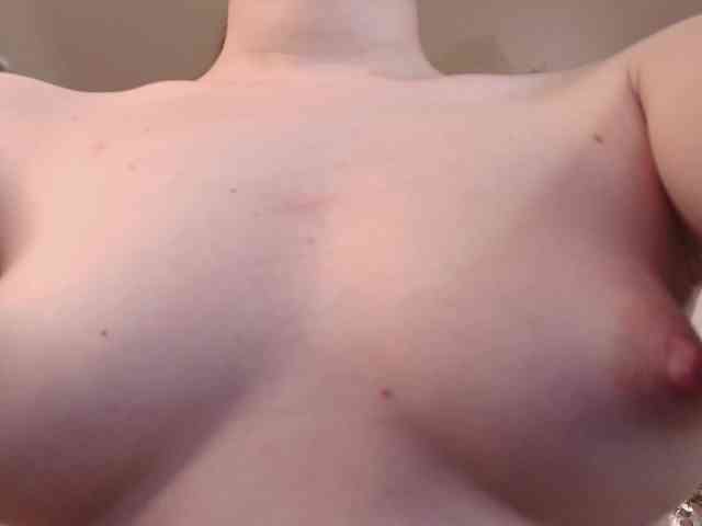 XCourtney webcam
